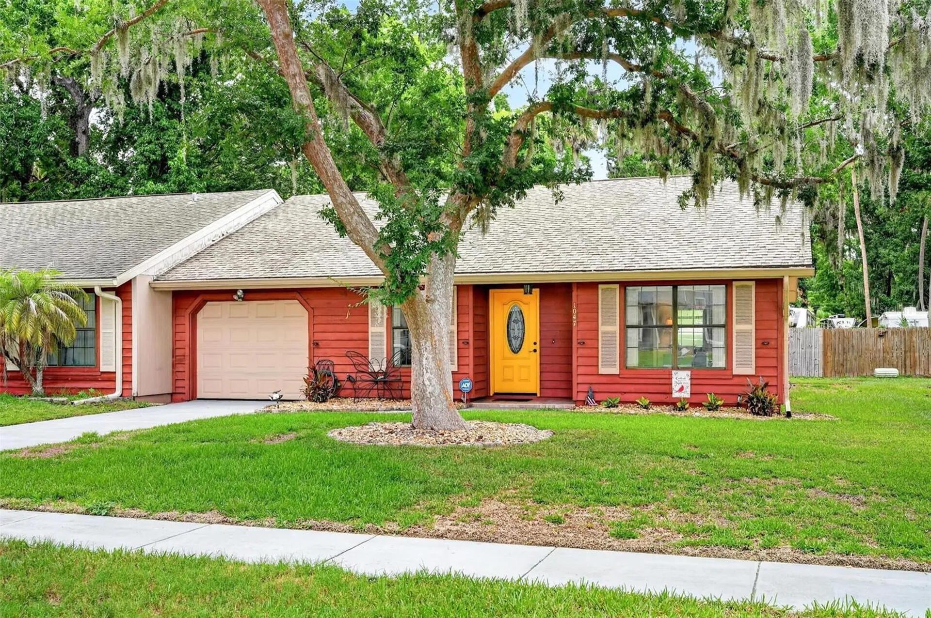 1047 W Samms Avenue Port Orange FL 32129