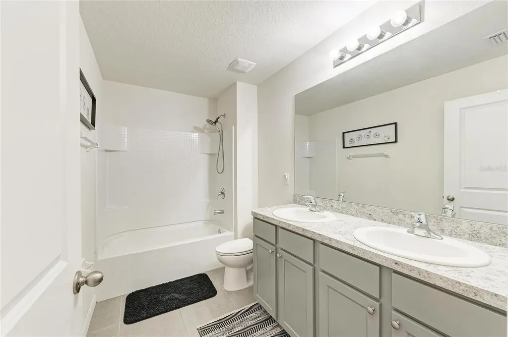 2647 Sand Gables Trail Bradenton FL 34208