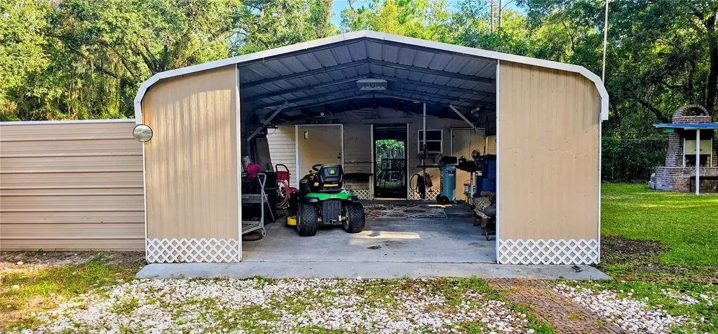 312 Donald Lane Winter Haven FL 33880