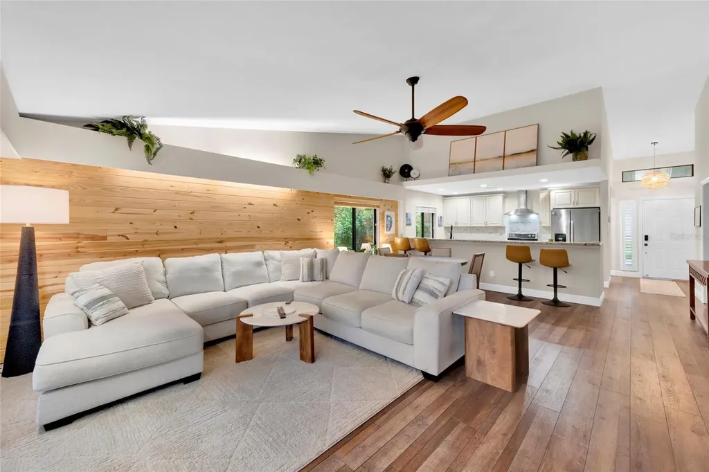 1900 Whispering Way Tarpon Springs FL 34689