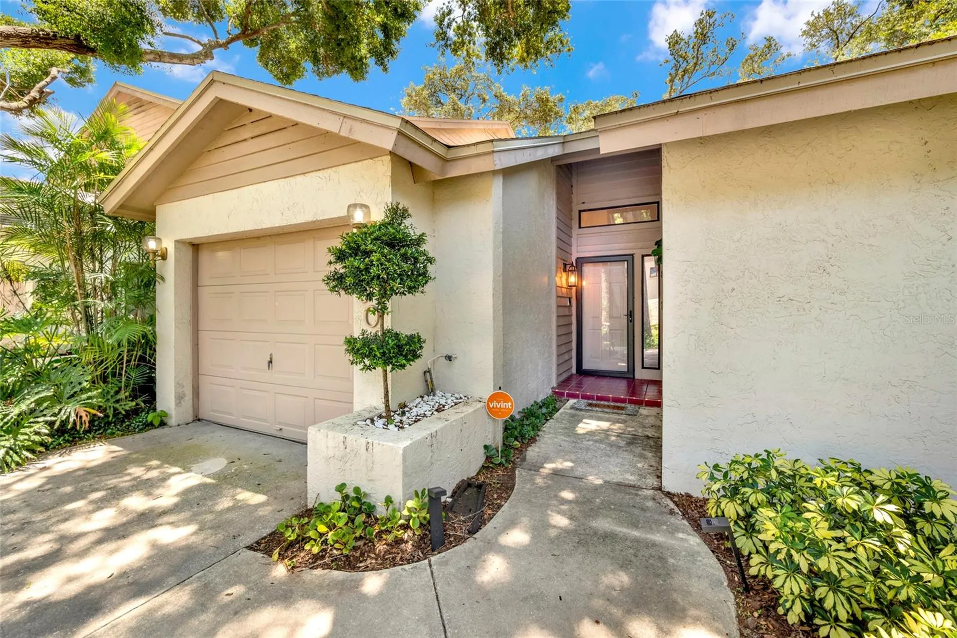 1900 Whispering Way Tarpon Springs FL 34689