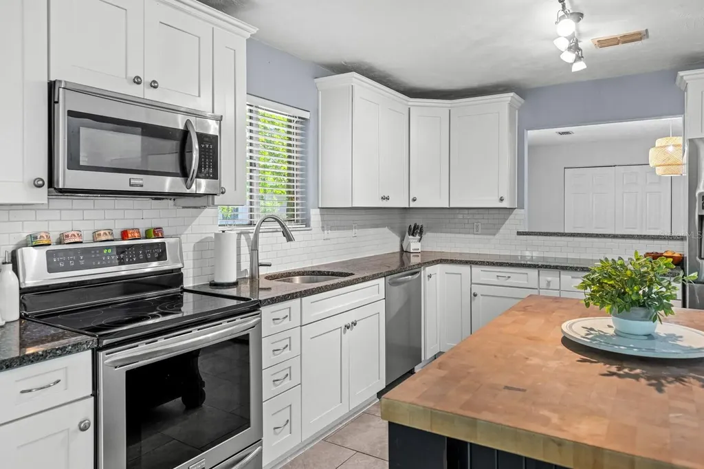 82 Kingsley Place Ormond Beach FL 32174