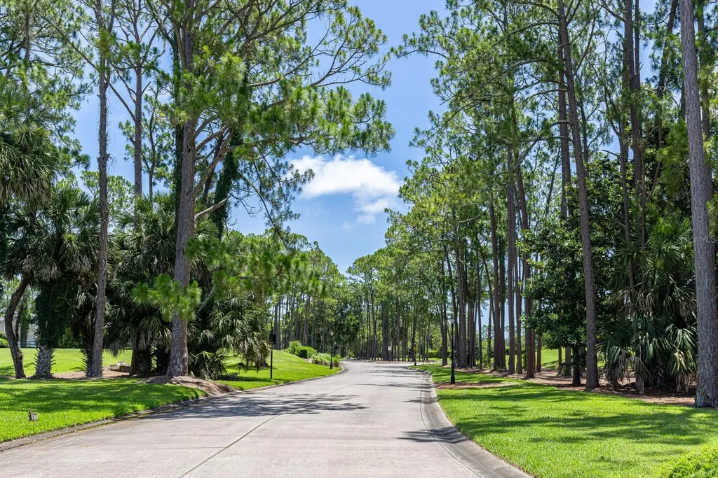 82 Kingsley Place Ormond Beach FL 32174