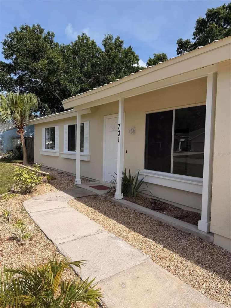 731 SW 24th Street Vero Beach FL 32962