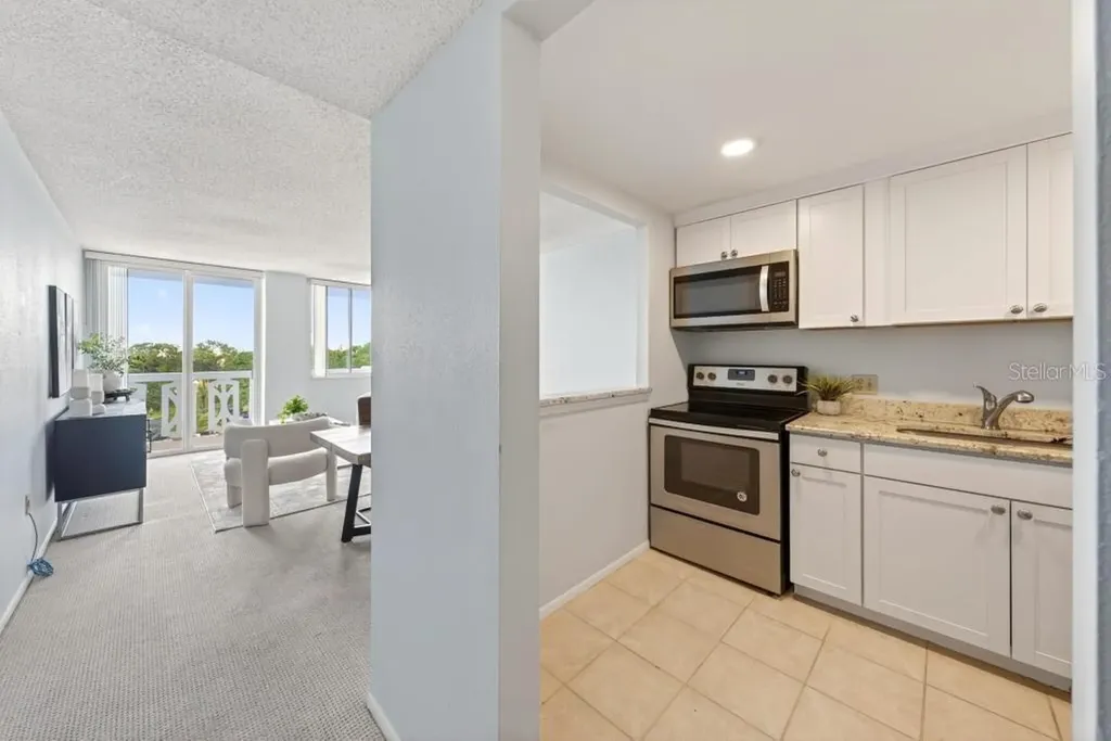 925 N Halifax Avenue Daytona Beach FL 32118