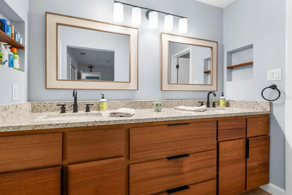 11807 Cedarfield Drive Riverview FL 33579