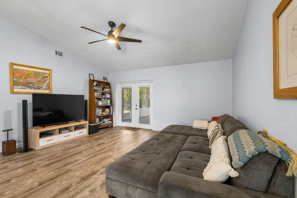 11807 Cedarfield Drive Riverview FL 33579