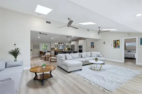 1232 Northport Drive Sarasota FL 34242