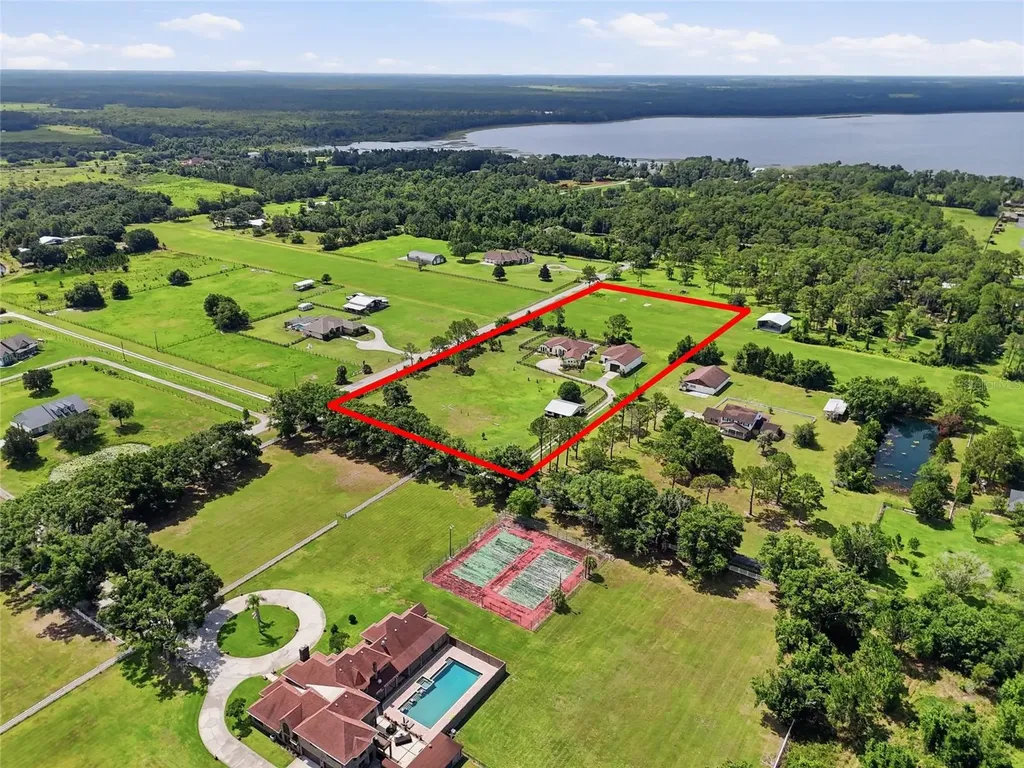4460 Runway Lane St Cloud FL 34772