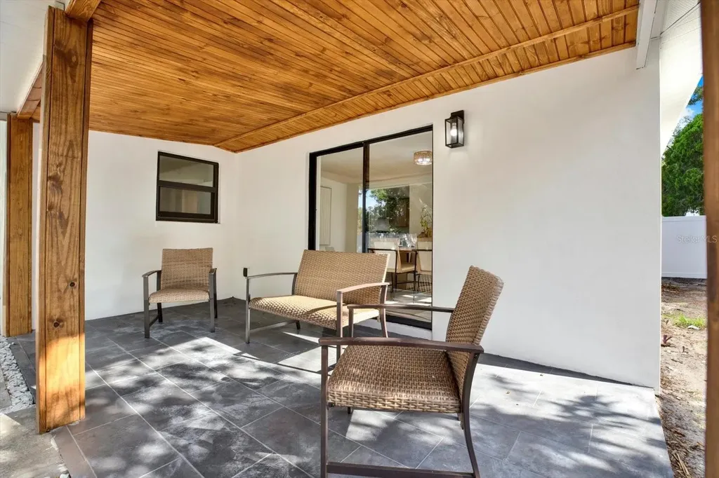 4510 W Price Avenue Tampa FL 33611