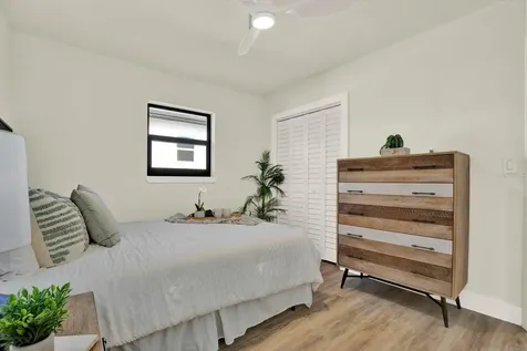 4510 W Price Avenue Tampa FL 33611