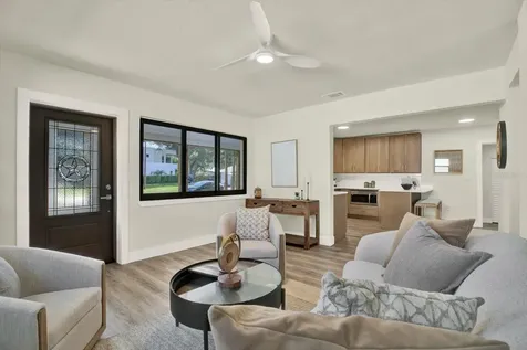 4510 W Price Avenue Tampa FL 33611