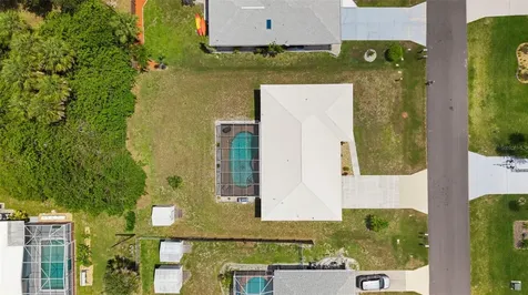 18701 Countryman Avenue Port Charlotte FL 33948