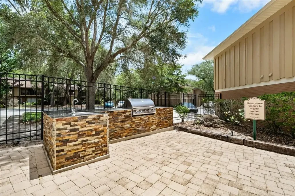 507 NW 39th Road Gainesville FL 32607