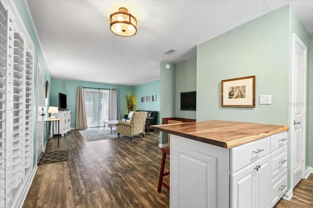 507 NW 39th Road Gainesville FL 32607