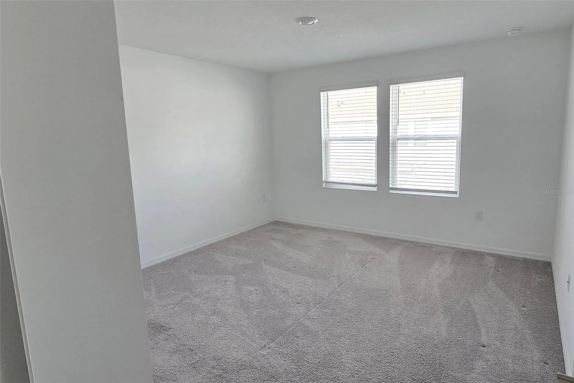 2978 Canary Avenue Davenport FL 33837