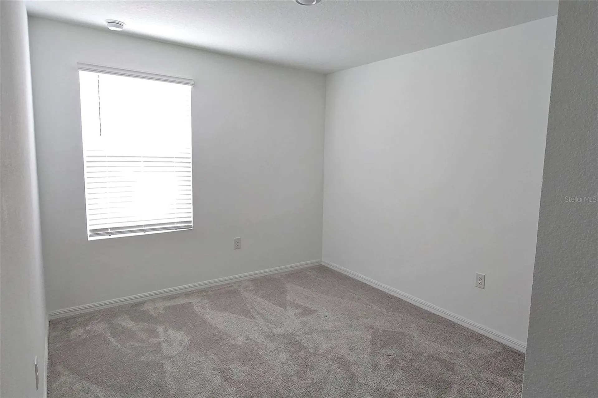 2978 Canary Avenue Davenport FL 33837