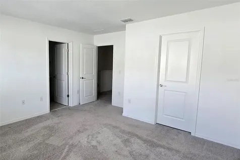 2978 Canary Avenue Davenport FL 33837