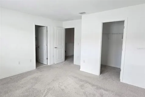 2978 Canary Avenue Davenport FL 33837