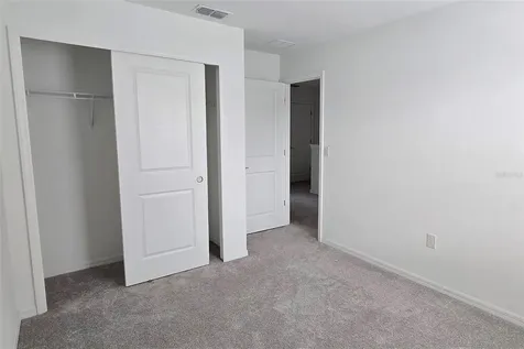 2978 Canary Avenue Davenport FL 33837