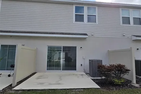 2978 Canary Avenue Davenport FL 33837