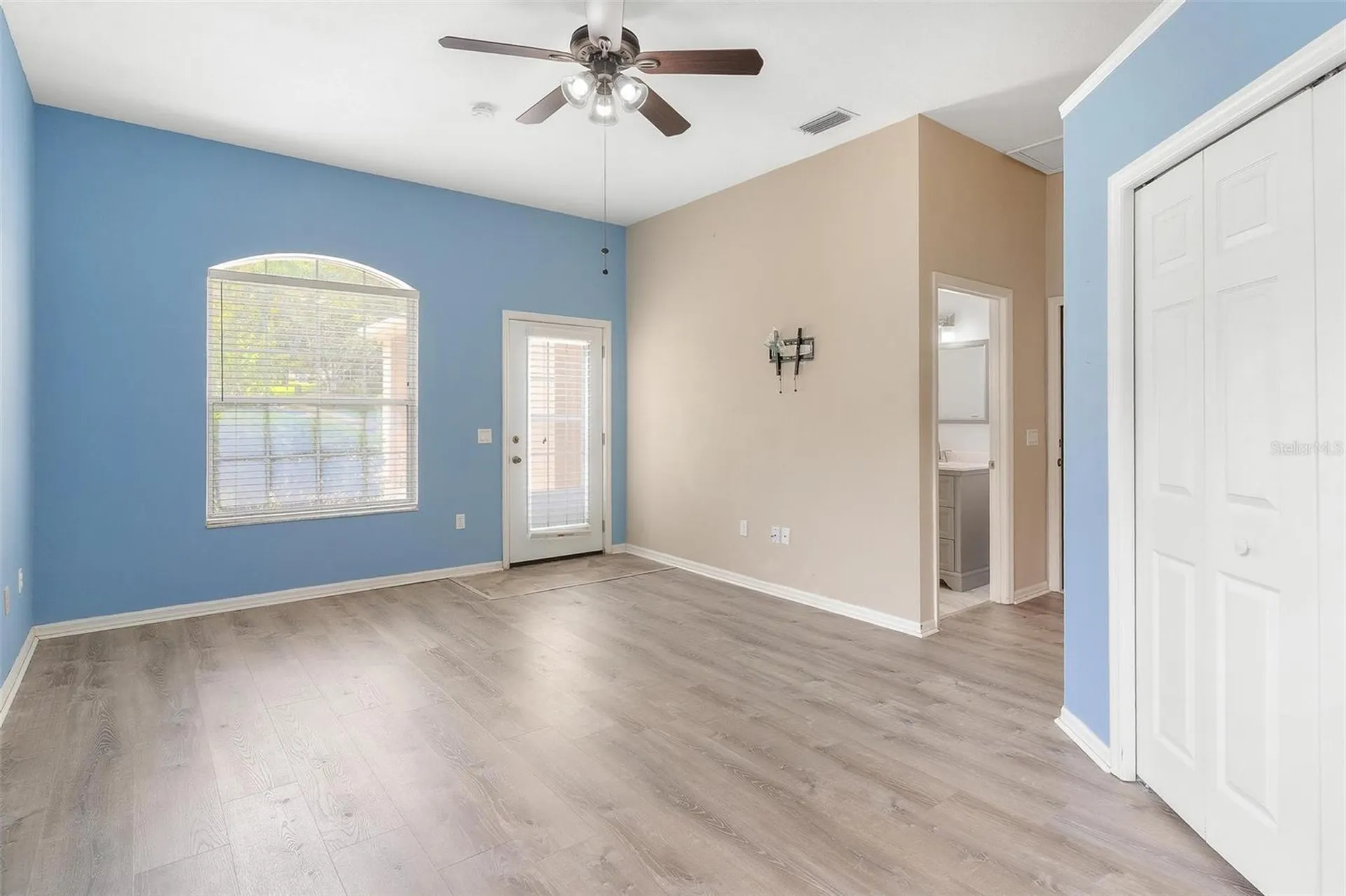 6200 Topsail Road Lady Lake FL 32159