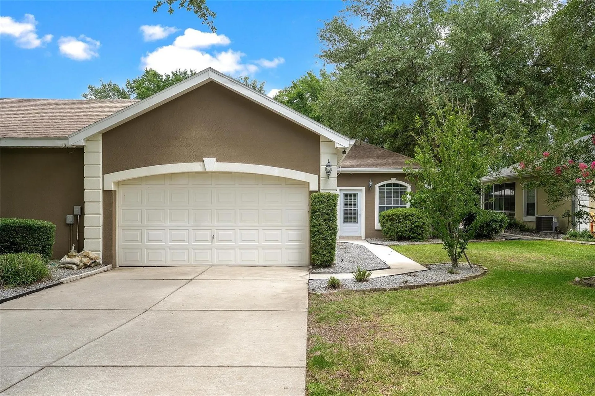 6200 Topsail Road Lady Lake FL 32159