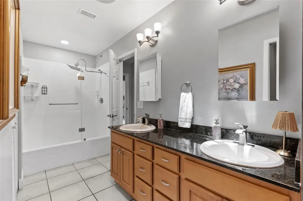 13810 Lazy Oak Drive Tampa FL 33613