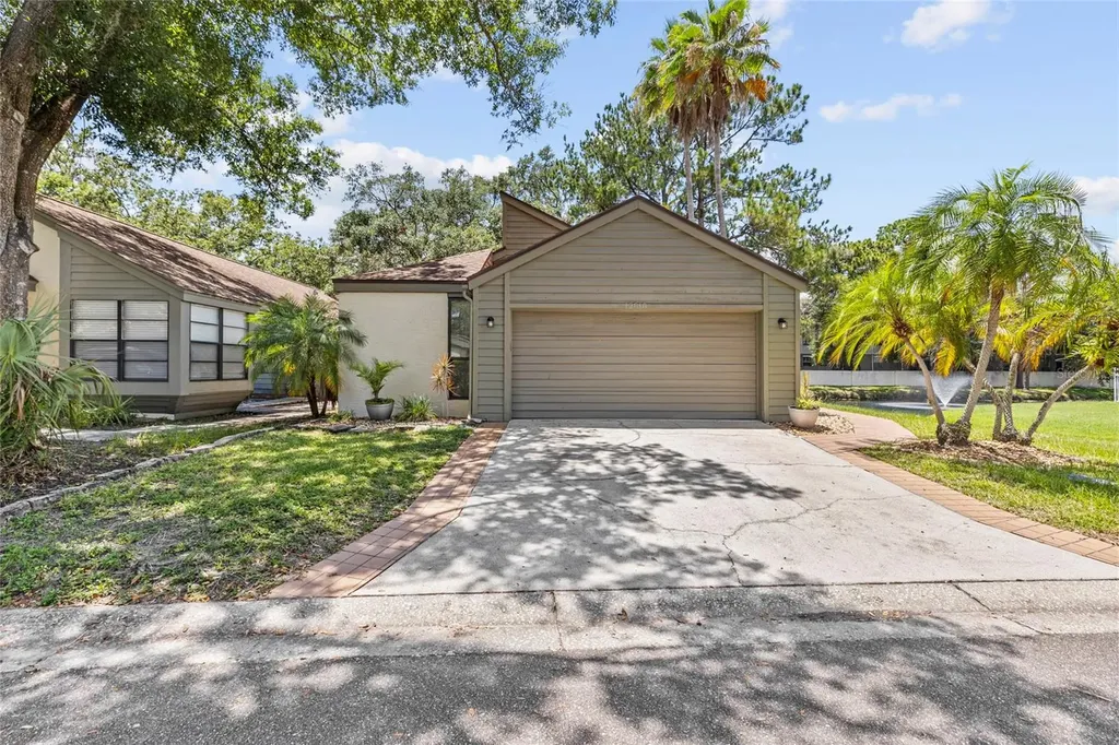 13810 Lazy Oak Drive Tampa FL 33613