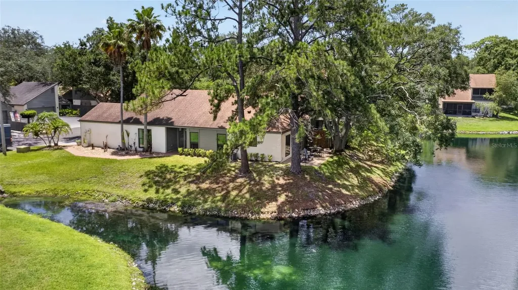 13810 Lazy Oak Drive Tampa FL 33613