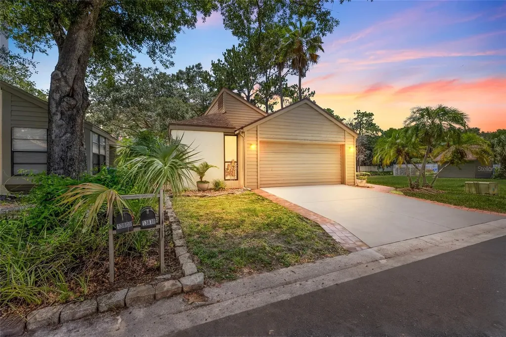 13810 Lazy Oak Drive Tampa FL 33613