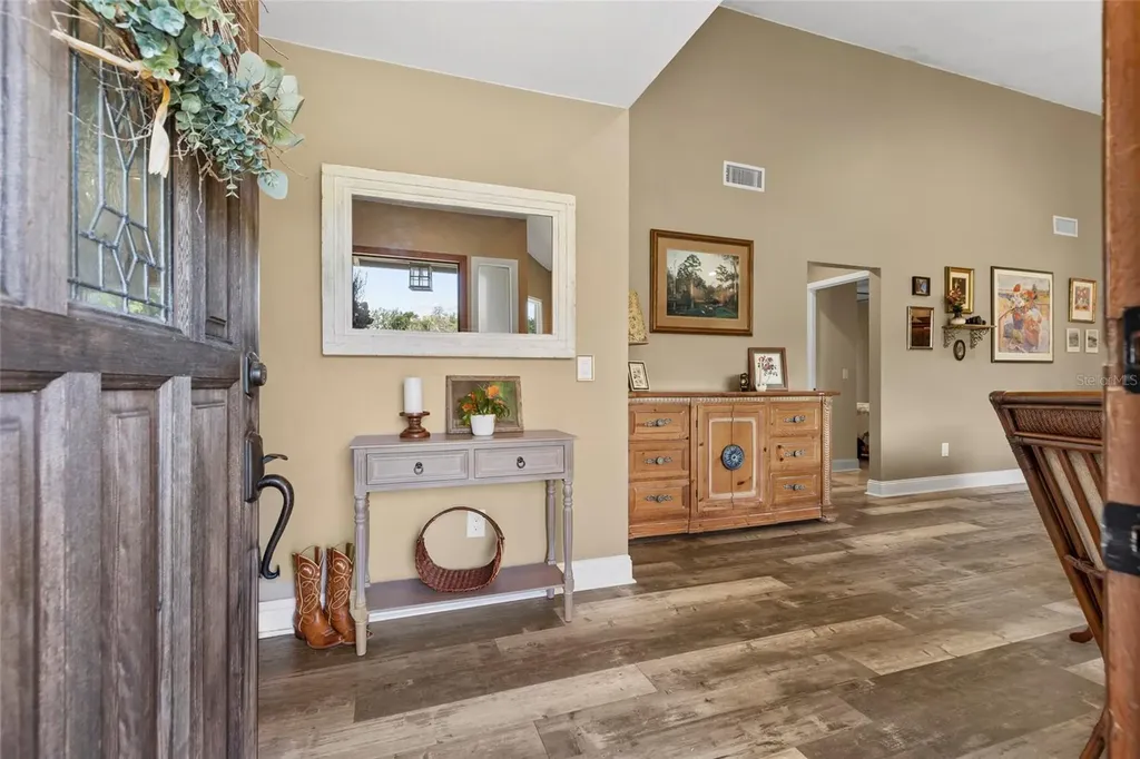 13810 Lazy Oak Drive Tampa FL 33613