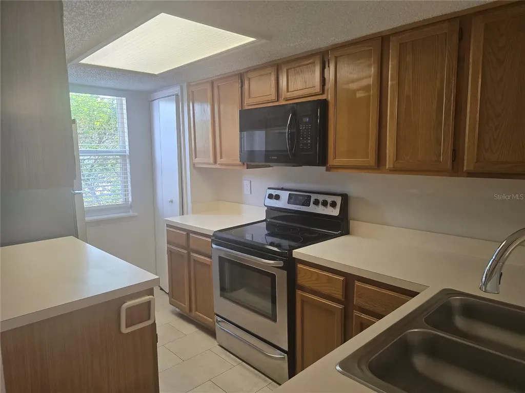 8713 Liberty Place Tampa FL 33615