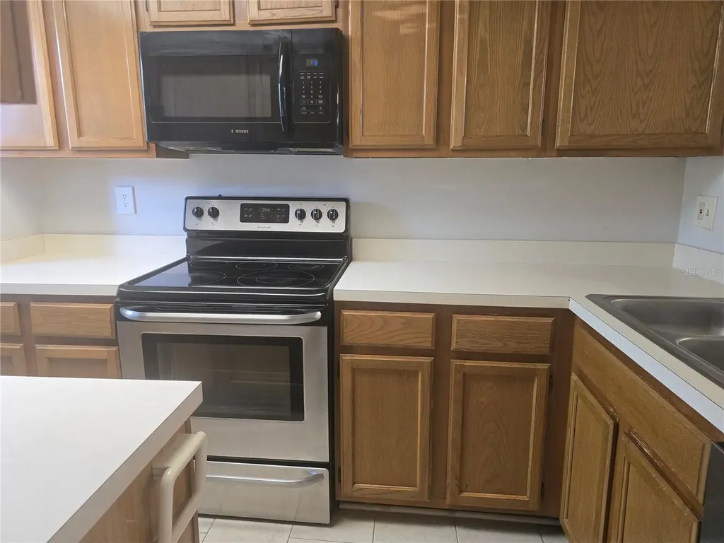 8713 Liberty Place Tampa FL 33615