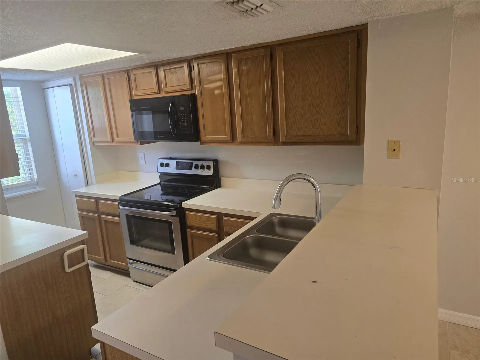 8713 Liberty Place Tampa FL 33615