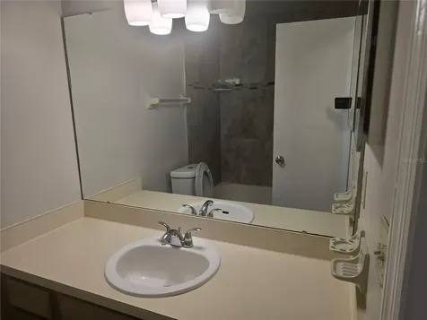 8713 Liberty Place Tampa FL 33615