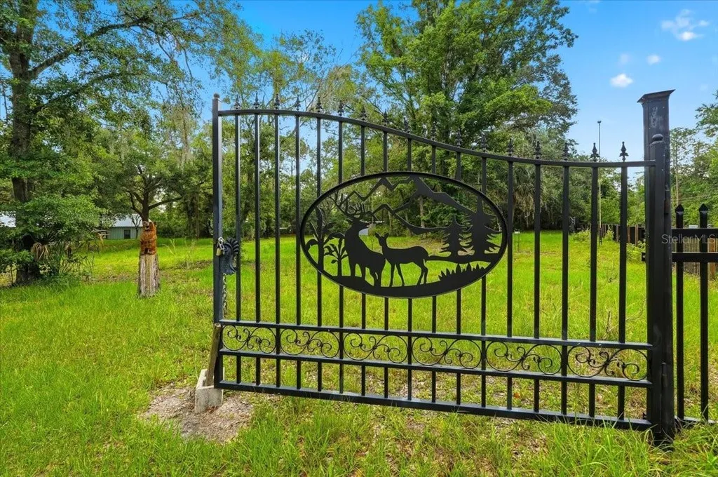 1425 Pioneer Drive Lakeland FL 33809