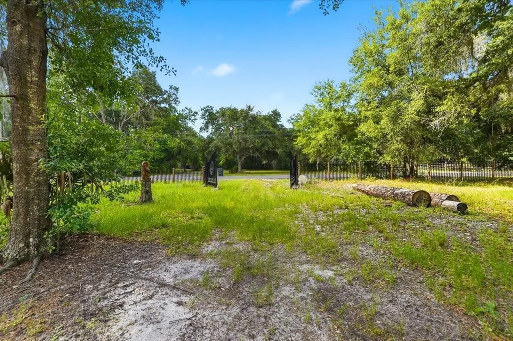 1425 Pioneer Drive Lakeland FL 33809