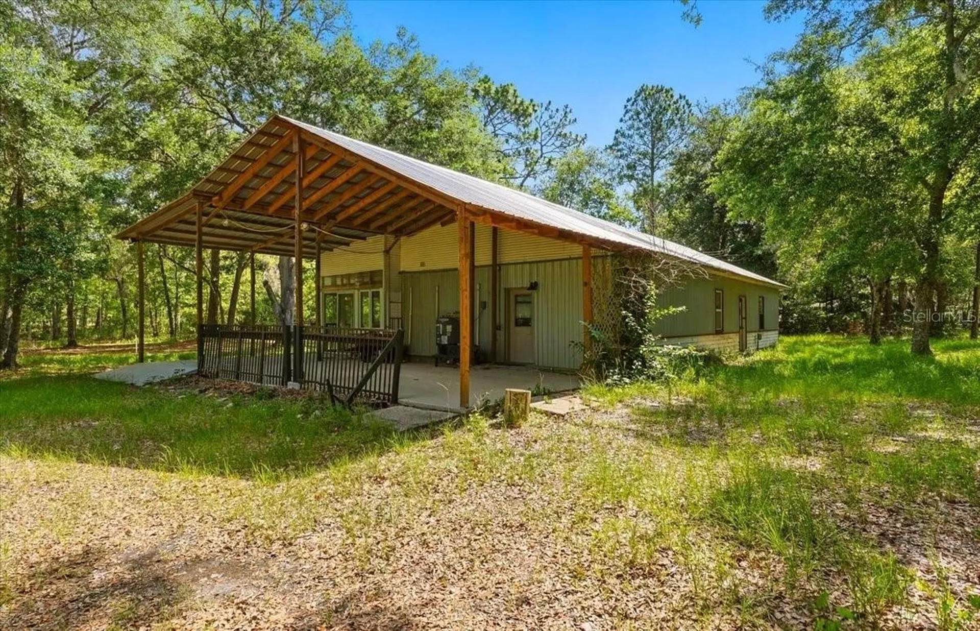 1425 Pioneer Drive Lakeland FL 33809