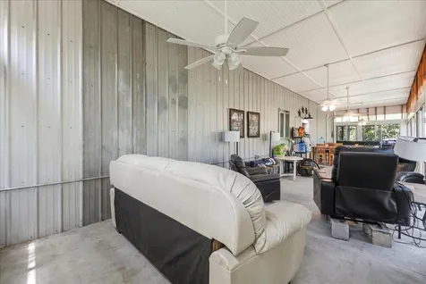 1425 Pioneer Drive Lakeland FL 33809