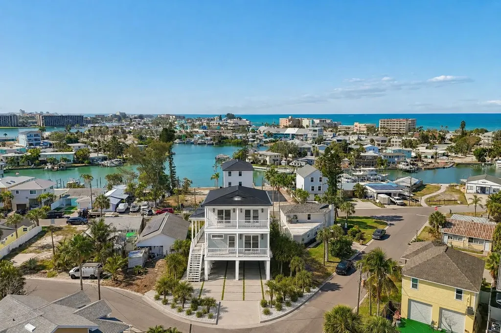 13098 Boca Ciega Avenue Madeira Beach FL 33708