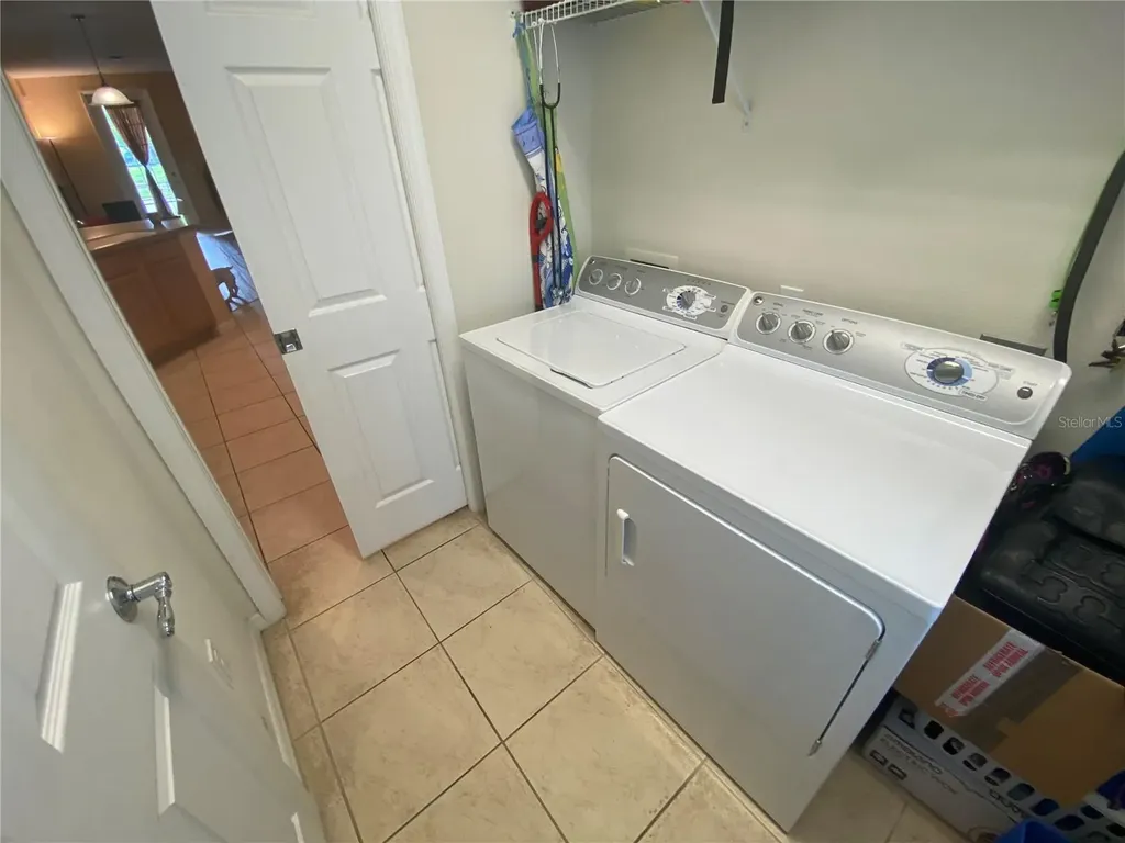 3870 82nd Avenue Cir E Sarasota FL 34243