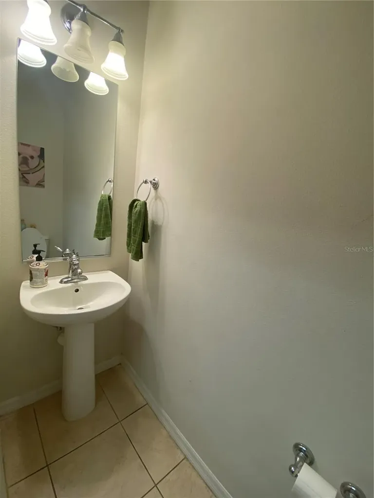 3870 82nd Avenue Cir E Sarasota FL 34243