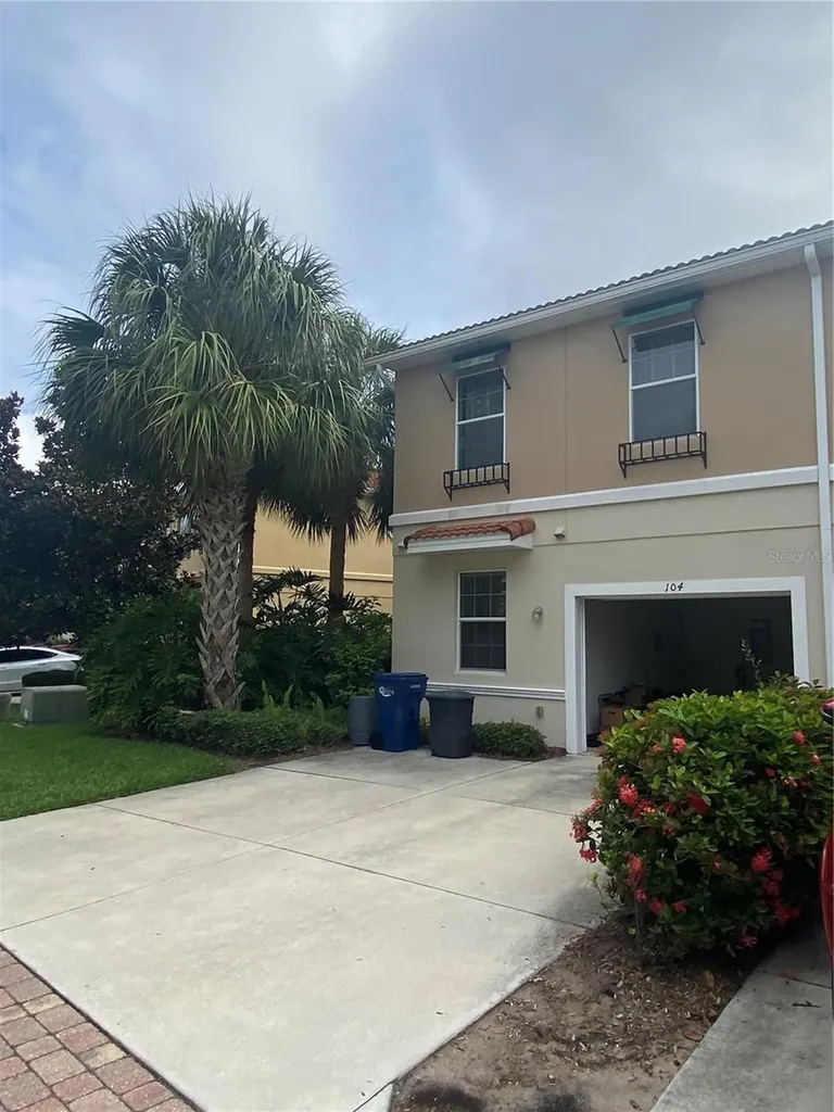 3870 82nd Avenue Cir E Sarasota FL 34243
