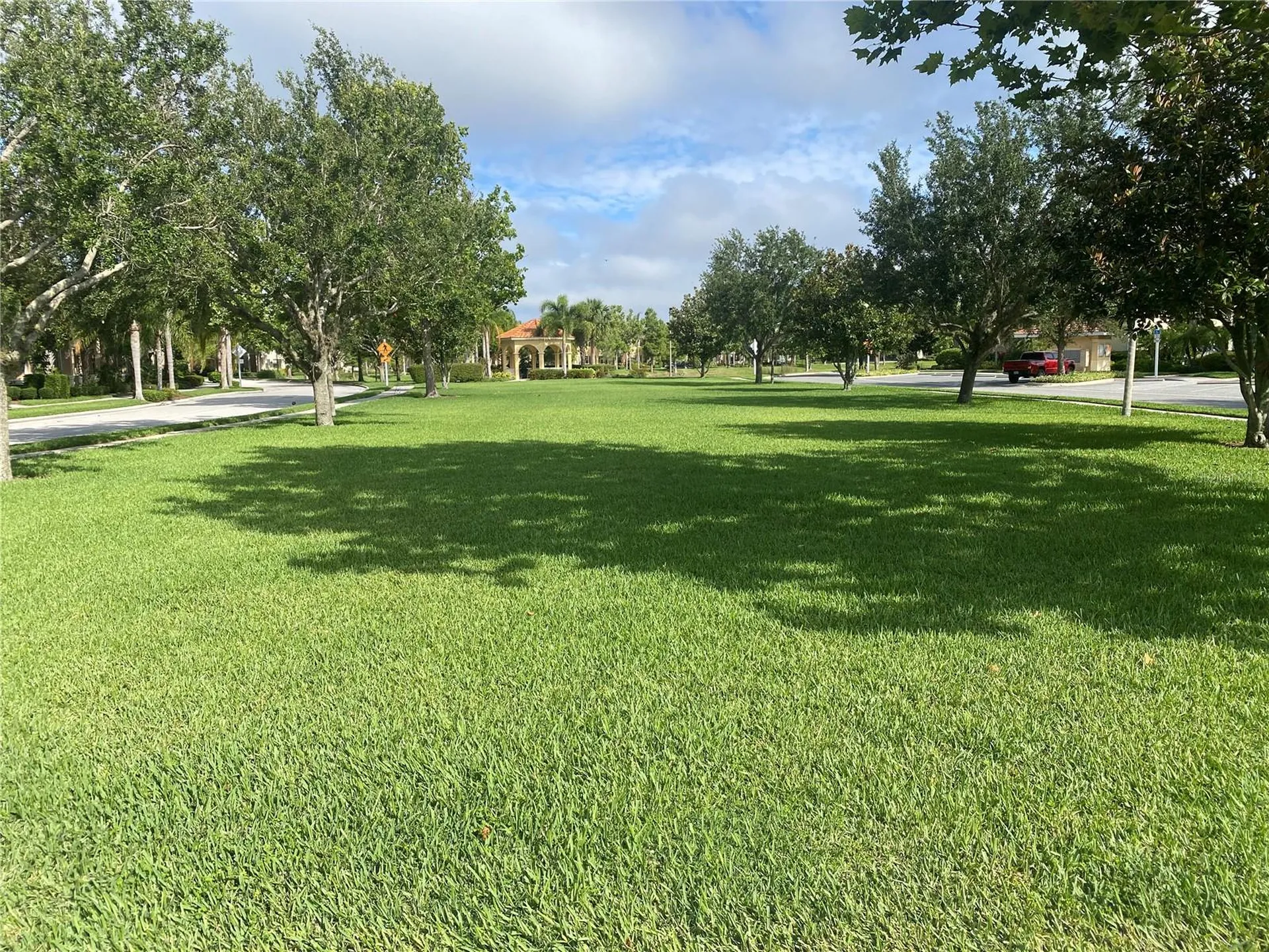 3870 82nd Avenue Cir E Sarasota FL 34243