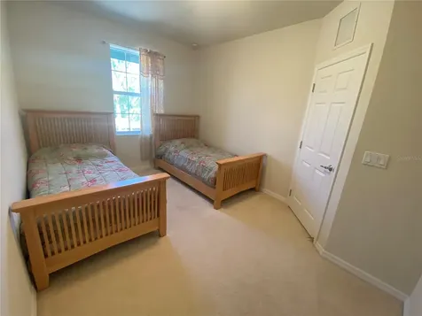 3870 82nd Avenue Cir E Sarasota FL 34243