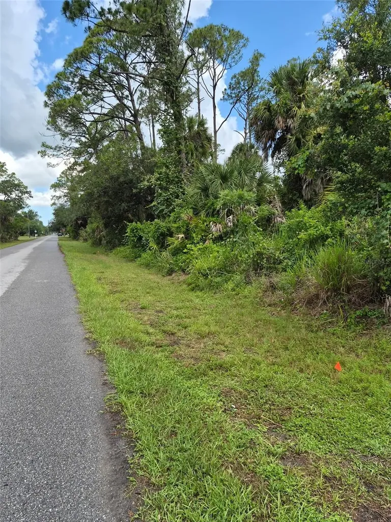 13502 Ketridge Avenue Port Charlotte FL 33953