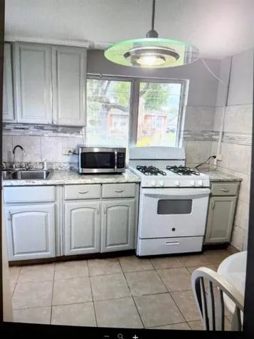 2725 Sample Street Kissimmee FL 34744