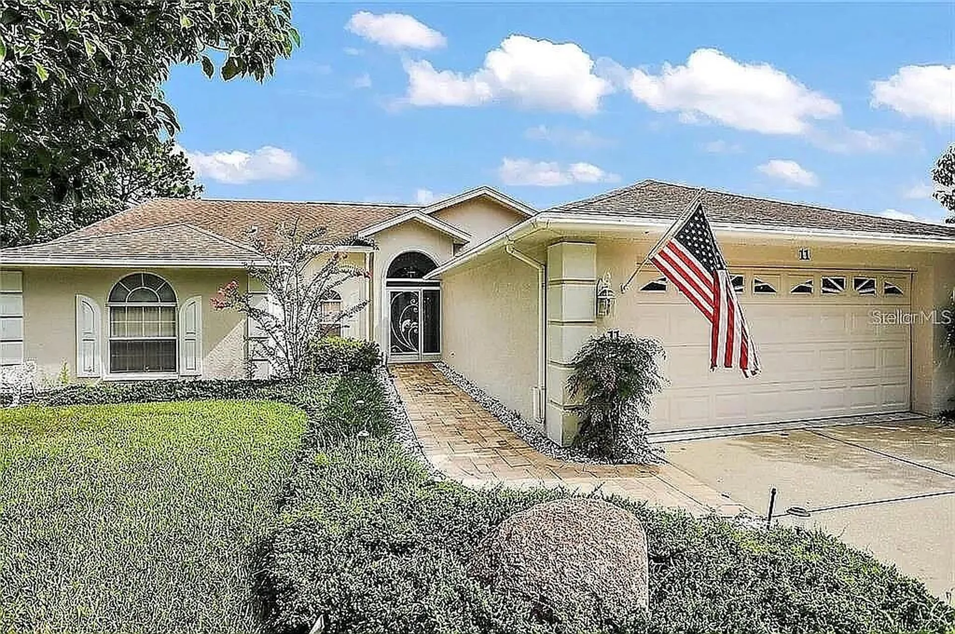 11 Mangrove Court W Homosassa FL 34446