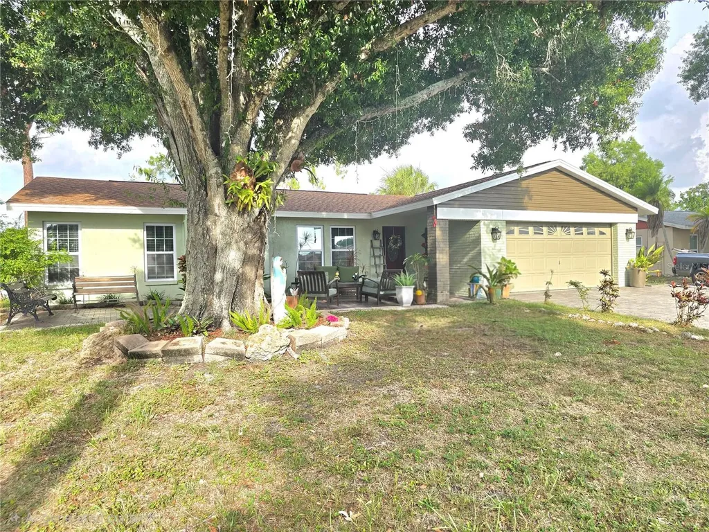 7309 Connecticut Avenue Sarasota FL 34243